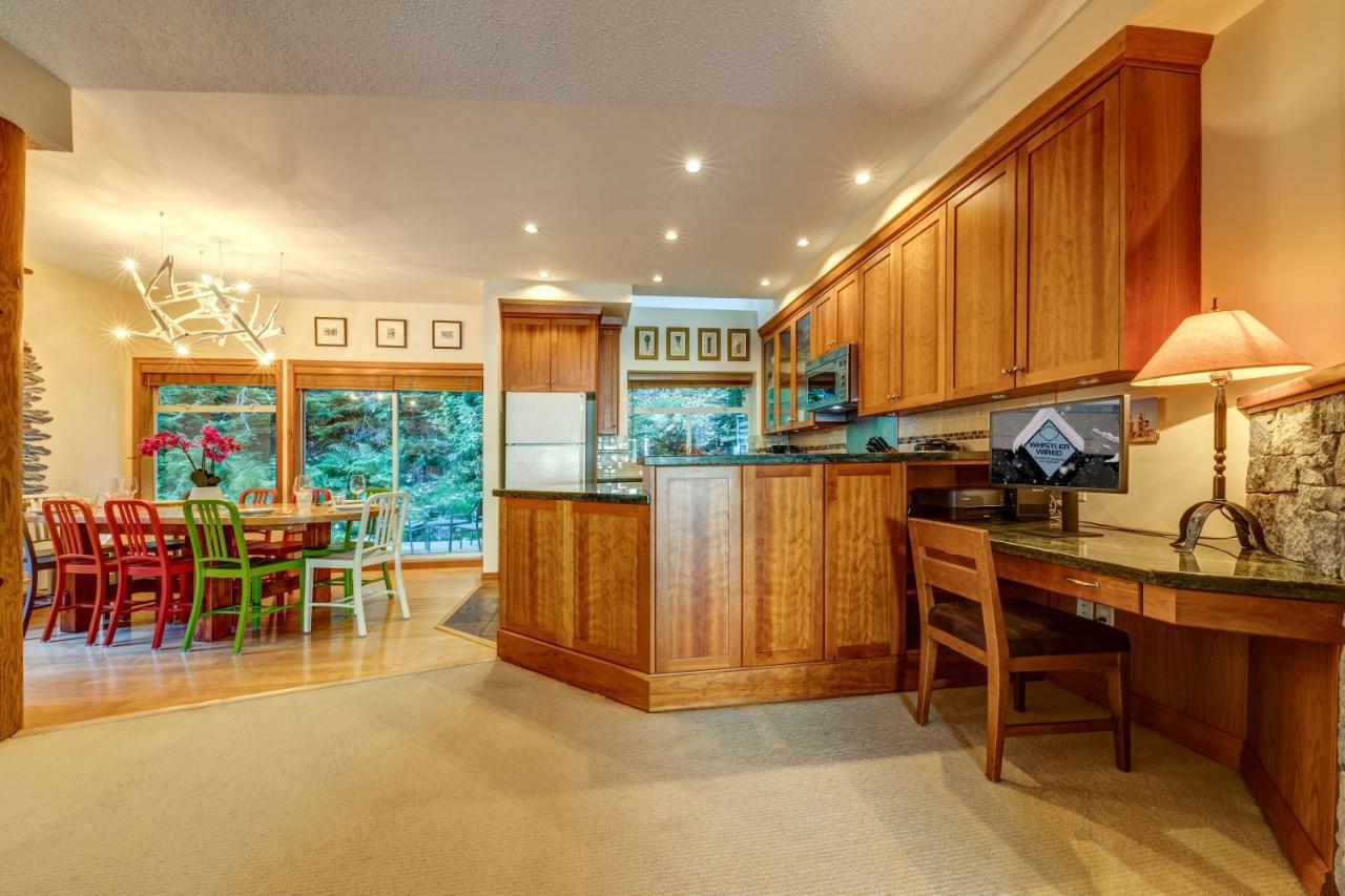 Snowy Creek 14 Villa Whistler Luaran gambar